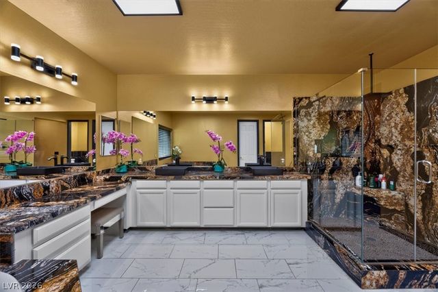 320 Highspring Street, Las Vegas, NV 89138