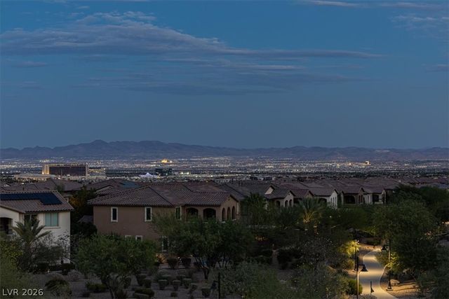 320 Highspring Street, Las Vegas, NV 89138