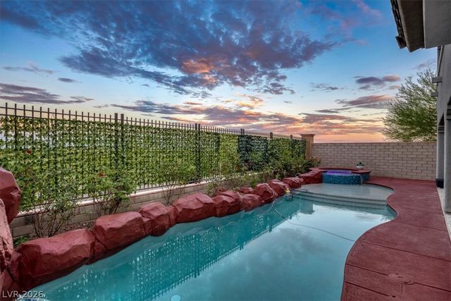 320 Highspring Street, Las Vegas, NV 89138
