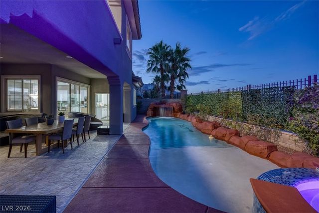 320 Highspring Street, Las Vegas, NV 89138