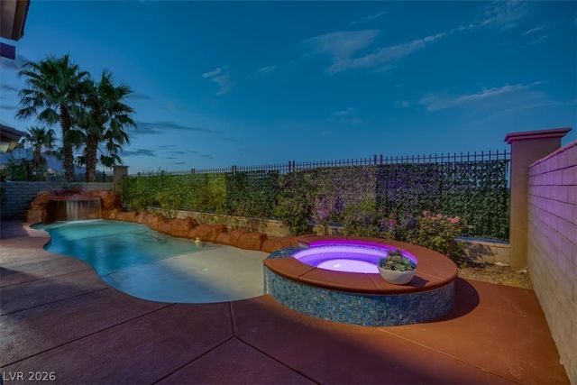 320 Highspring Street, Las Vegas, NV 89138