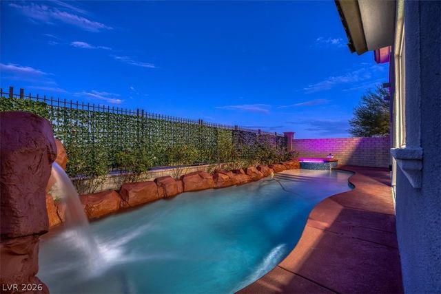 320 Highspring Street, Las Vegas, NV 89138