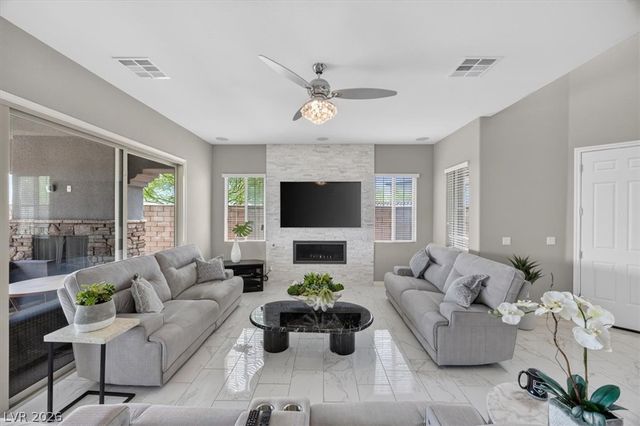 320 Highspring Street, Las Vegas, NV 89138