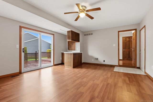 54173 Avondale Drive, New Baltimore, MI 48047