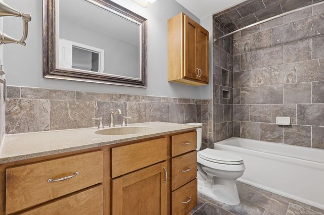 54173 Avondale Drive, New Baltimore, MI 48047