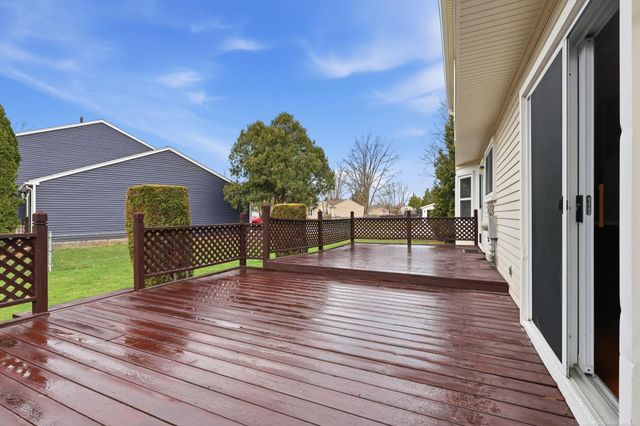 54173 Avondale Drive, New Baltimore, MI 48047