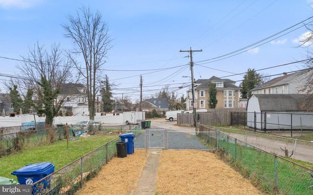 3951 BOARMAN AVE, Baltimore, MD 21215