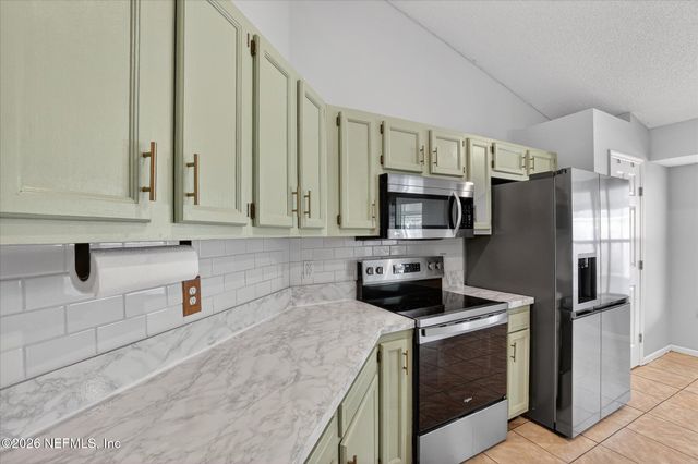 2175 JOSEPH HEWES Court, Orange Park, FL 32073