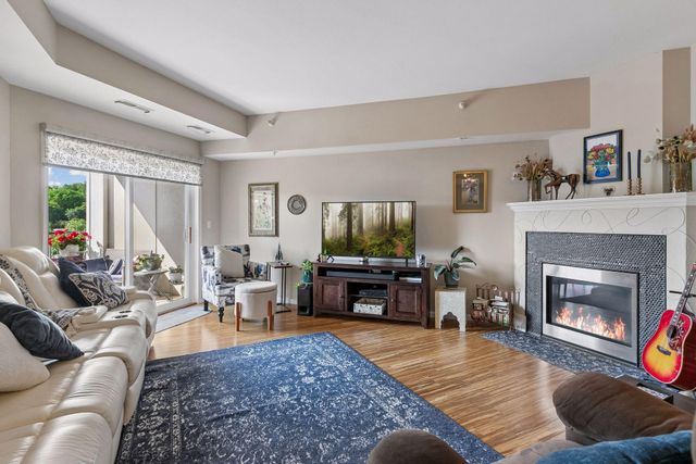 12501 Nicollet Avenue 409, Burnsville, MN 55337