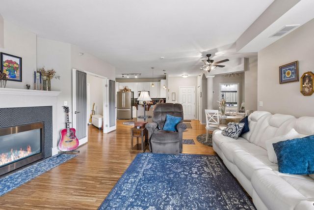 12501 Nicollet Avenue 409, Burnsville, MN 55337