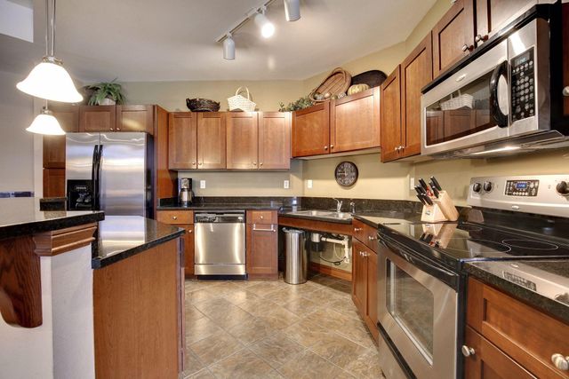 12501 Nicollet Avenue 409, Burnsville, MN 55337