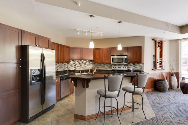 12501 Nicollet Avenue 409, Burnsville, MN 55337