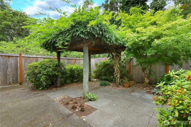 11005 80th Avenue Ct SW, Lakewood, WA 98498