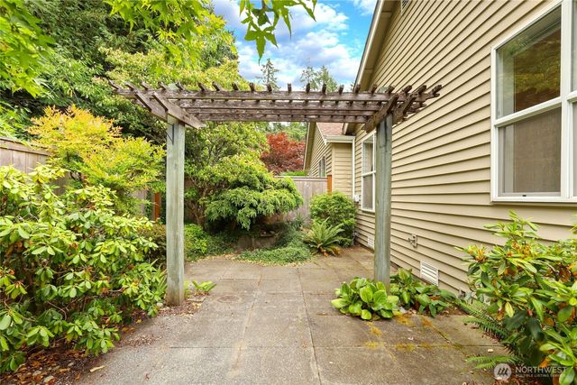 11005 80th Avenue Ct SW, Lakewood, WA 98498