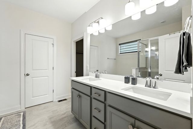 305 Rawling Ln, Gallatin, TN 37066