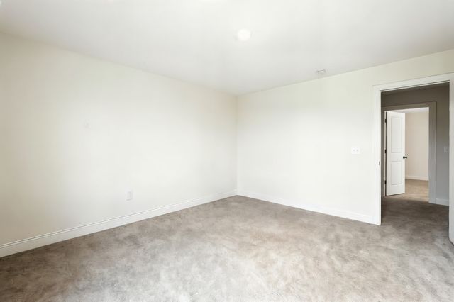 305 Rawling Ln, Gallatin, TN 37066