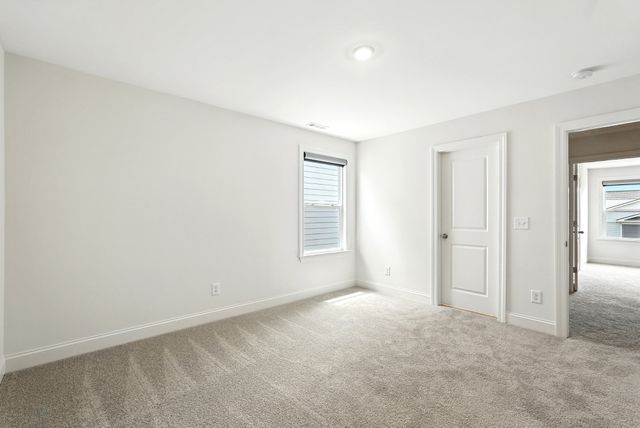 305 Rawling Ln, Gallatin, TN 37066