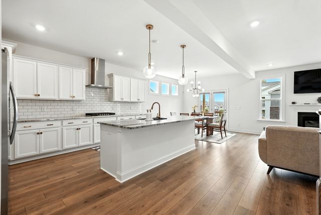 305 Rawling Ln, Gallatin, TN 37066