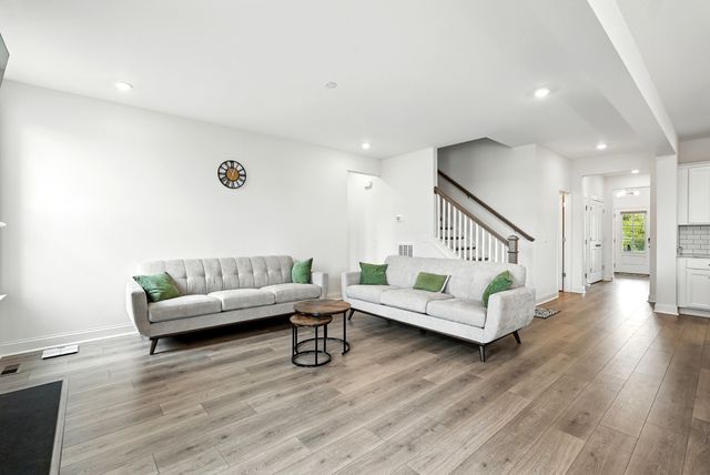 305 Rawling Ln, Gallatin, TN 37066