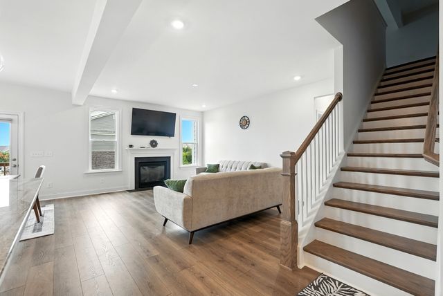 305 Rawling Ln, Gallatin, TN 37066