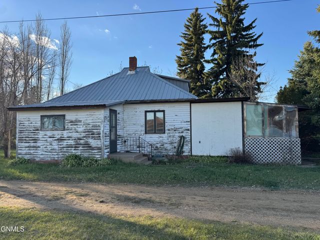 108 Montana Street, Carson, ND 58529 property photo