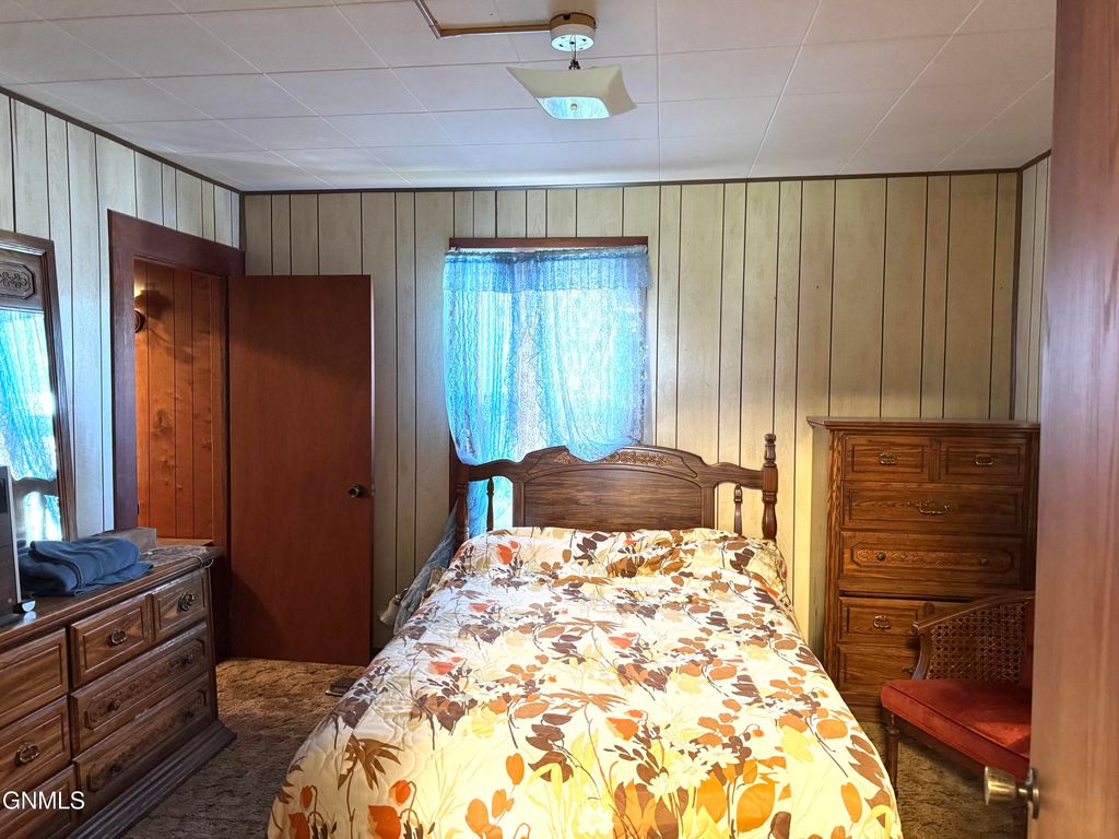 108 Montana Street, Carson, ND 58529 photo 19