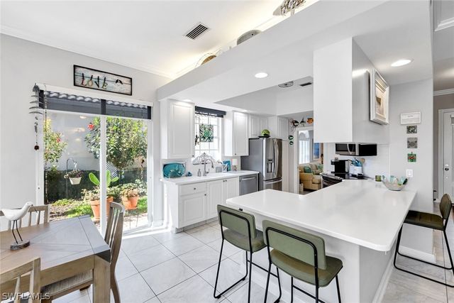 2925 Gilford WAY, Naples, FL 34119