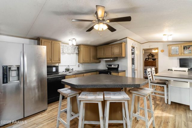 365 Veterans Drive, Opelousas, LA 70570