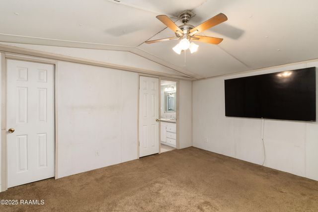 365 Veterans Drive, Opelousas, LA 70570