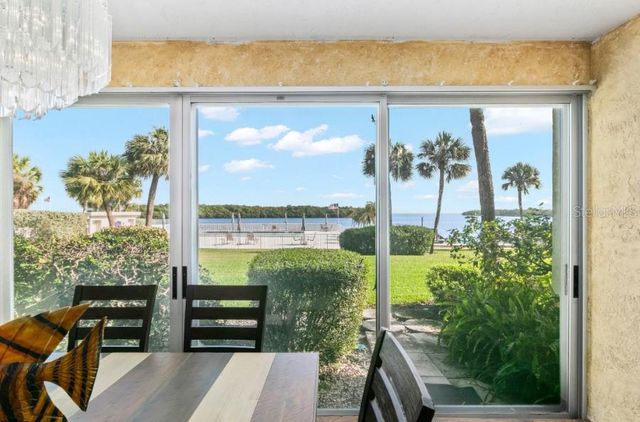 605 SUTTON PLACE 102, Longboat Key, FL 34228