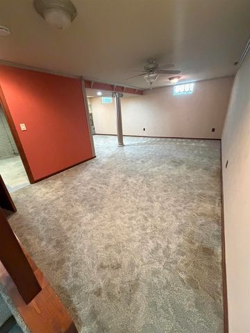 1200 NE 5th Street, Independence, IA 50644