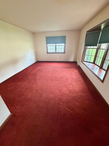 1200 NE 5th Street, Independence, IA 50644