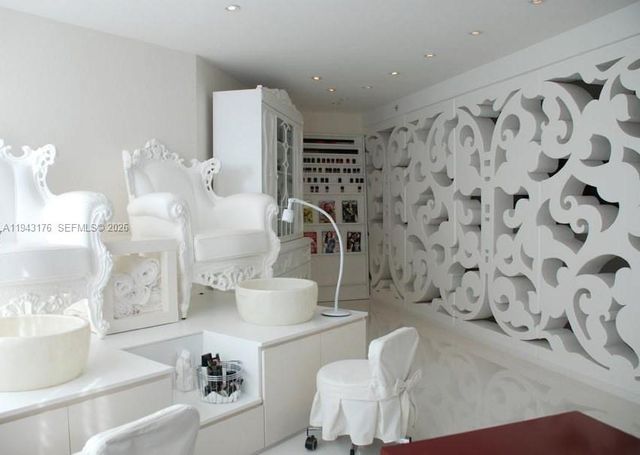 1100 West Ave 415, Miami Beach, FL 33139