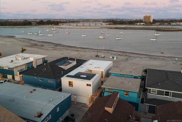 2841 Bayside Walk, San Diego, CA 92109