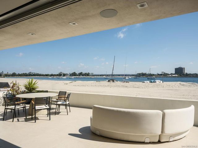 2841 Bayside Walk, San Diego, CA 92109