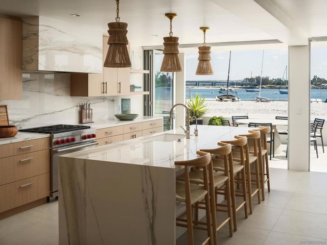 2841 Bayside Walk, San Diego, CA 92109