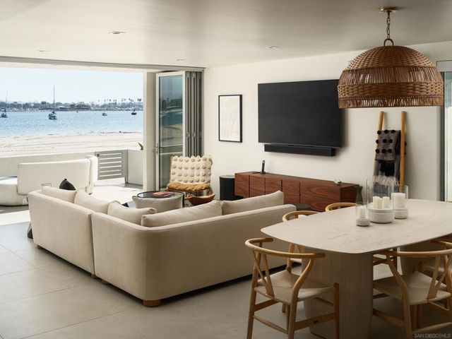 2841 Bayside Walk, San Diego, CA 92109