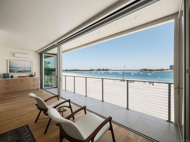 2841 Bayside Walk, San Diego, CA 92109