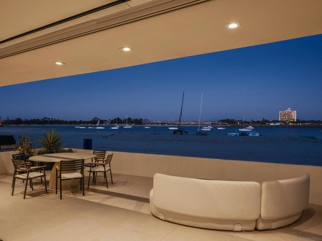 2841 Bayside Walk, San Diego, CA 92109