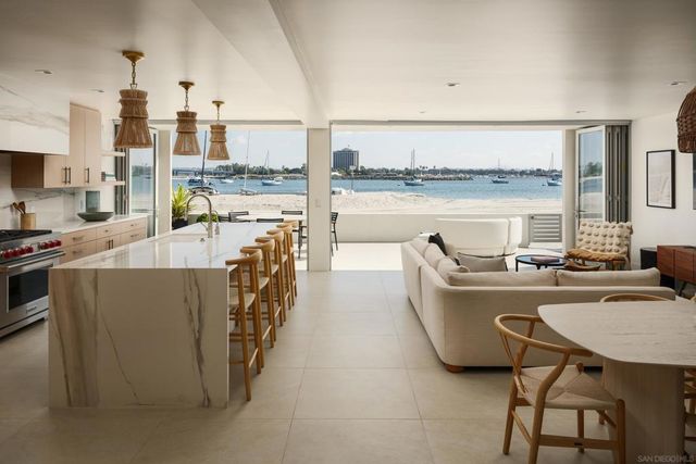 2841 Bayside Walk, San Diego, CA 92109