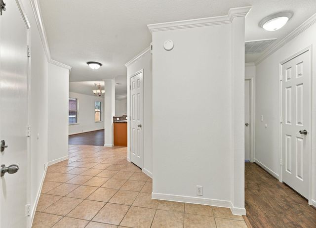 17438 Hoover Gardens Drive, Houston, TX 77095