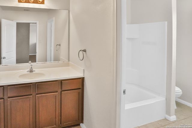 7010 Turnbow, San Antonio, TX 78252
