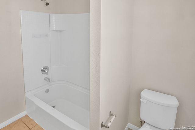 7010 Turnbow, San Antonio, TX 78252