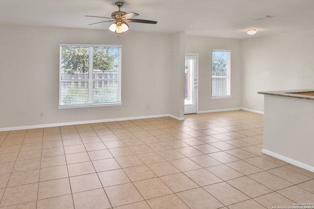 7010 Turnbow, San Antonio, TX 78252