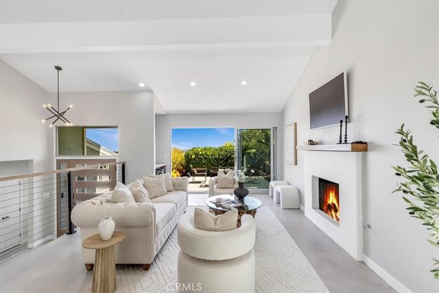 25201 Sea Vista Drive, Dana Point, CA 92629