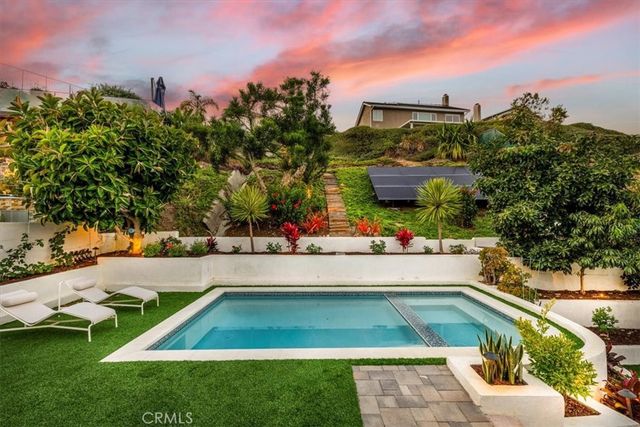 25201 Sea Vista Drive, Dana Point, CA 92629