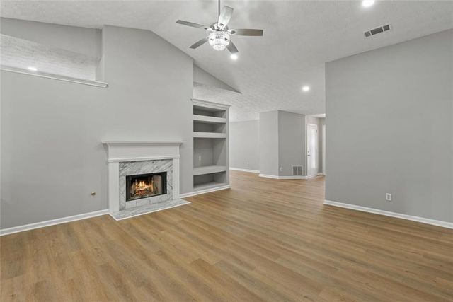 4680 Sterling Oaks Court, Lilburn, GA 30047