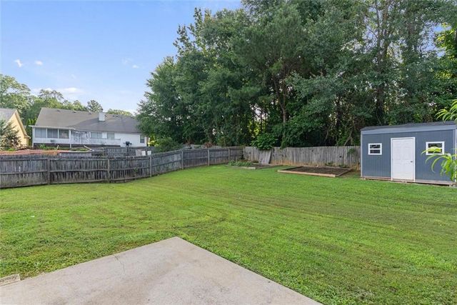 4680 Sterling Oaks Court, Lilburn, GA 30047