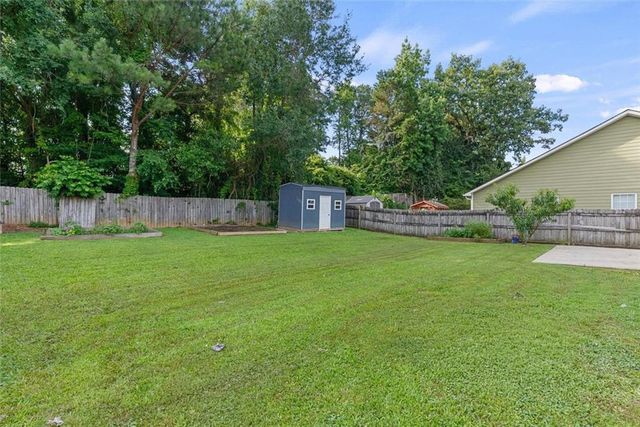 4680 Sterling Oaks Court, Lilburn, GA 30047