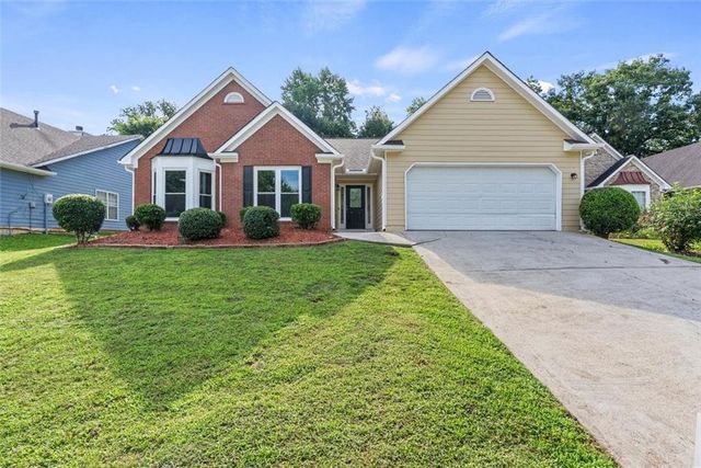 4680 Sterling Oaks Court, Lilburn, GA 30047